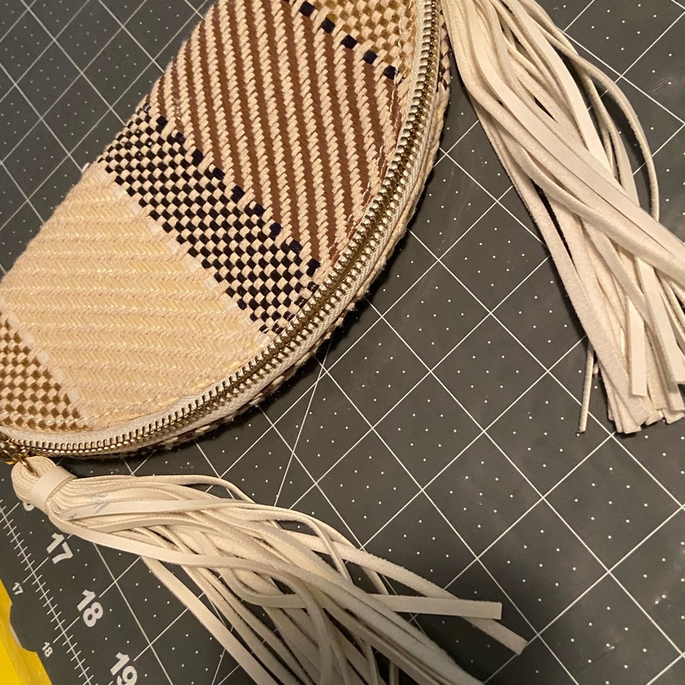 Purse - Picture 2 of 2